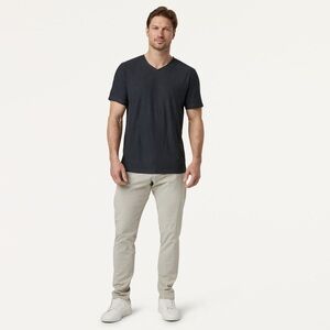 Vuori Aim Pants in khaki